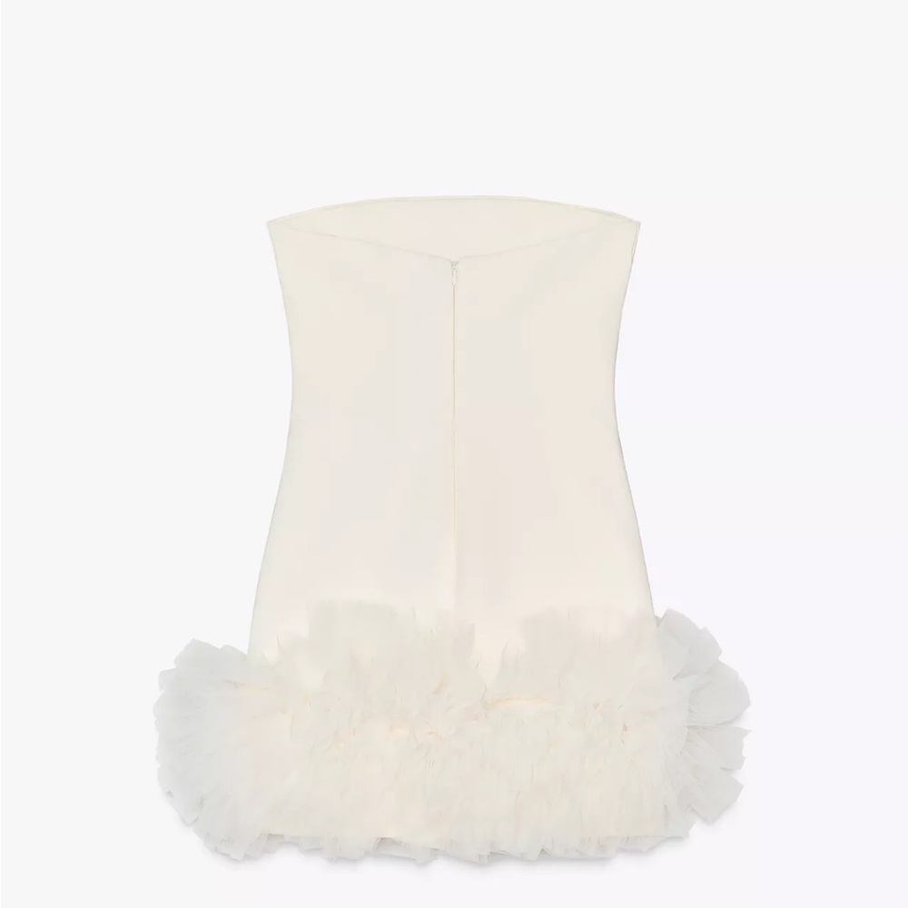 Elegant Cream Strapless Dress with Ruffle Hem